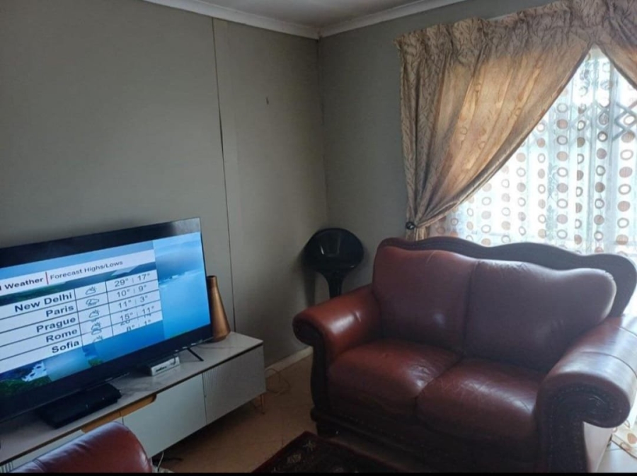 3 Bedroom Property for Sale in Pinehaven Free State